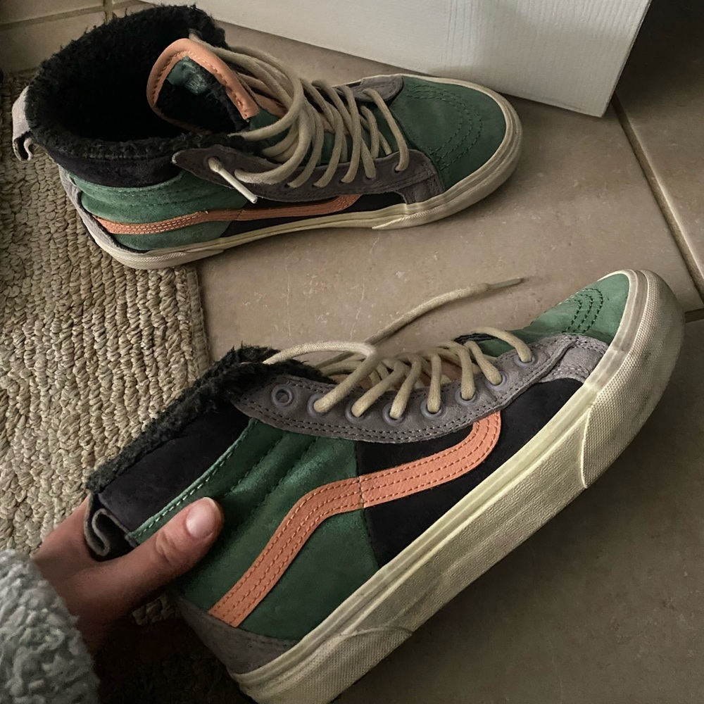 womans fleece lined water proof winter vans